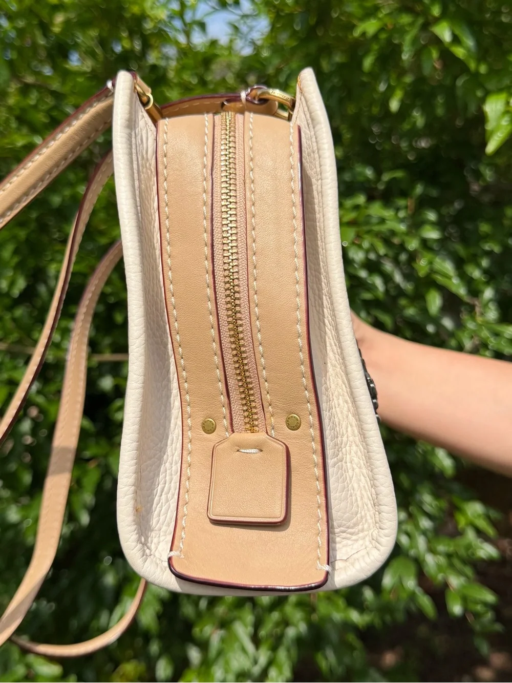EUC Coach Rogue Shoulder Bag with Rocket, Guitar & Star Pins Chalk Leather 28484